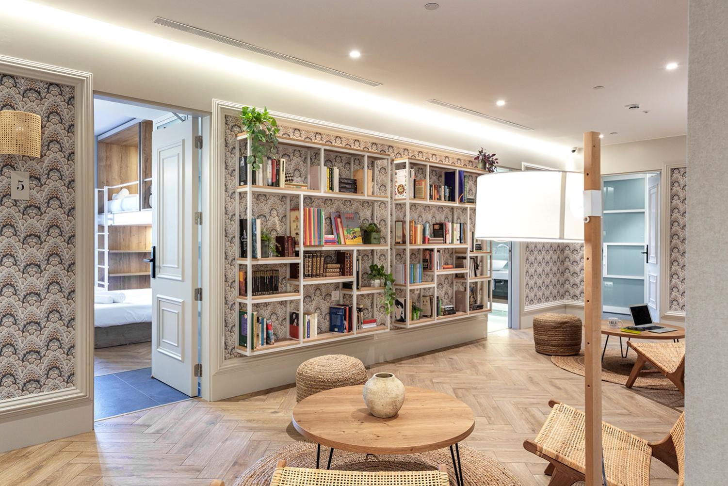 Weflating Boutique Hostel バルセロナ エクステリア 写真