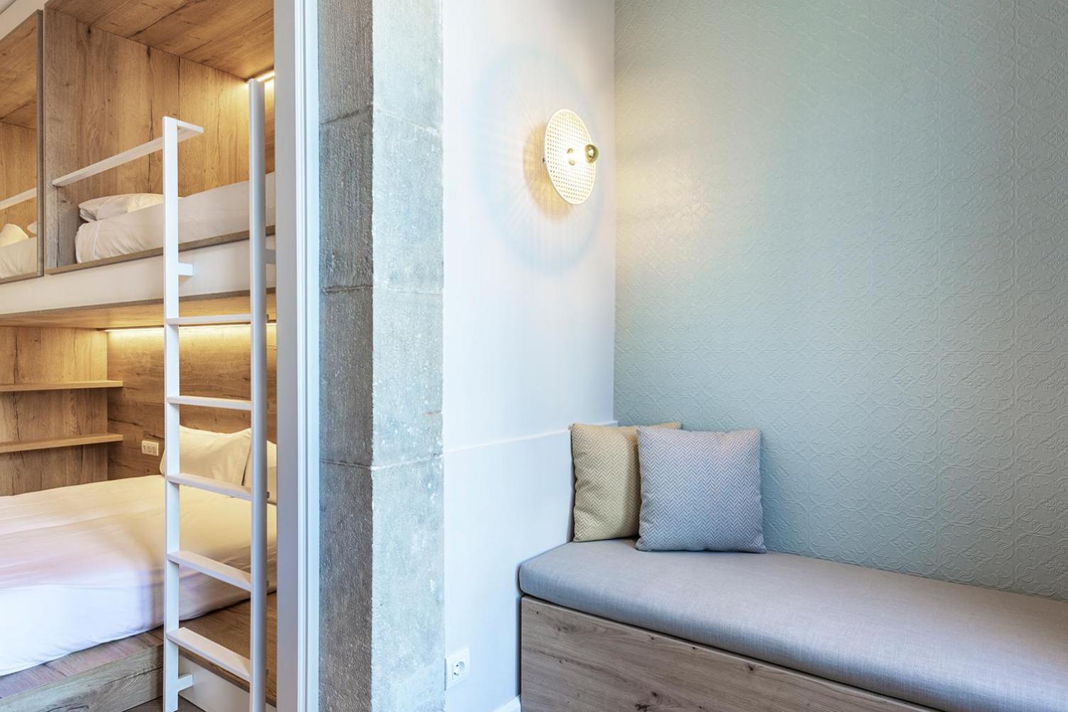 Weflating Boutique Hostel バルセロナ エクステリア 写真
